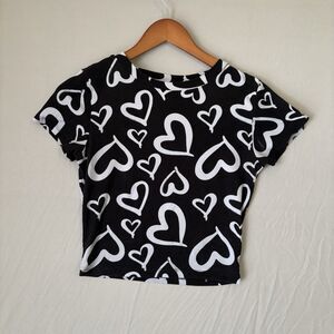 Streetwear T-Shirt with Hearts